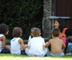 Un momento di gioco durante un matrimonio