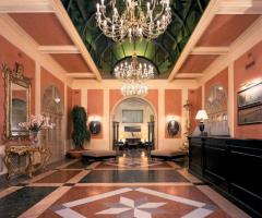 Ambienti regali del Centrale Palace Hotel