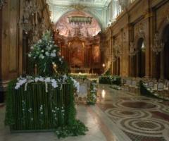 Decorazioni floreali per il matrimonio in chiesa