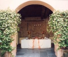 Portico per il ricevimento di nozze