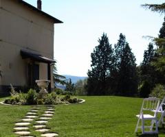 Giardino della villa per il matrimonio