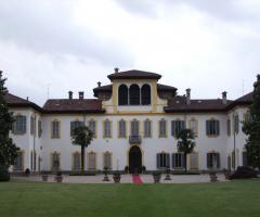 Residenza d'epoca con ampio giardino - Marry & Co.