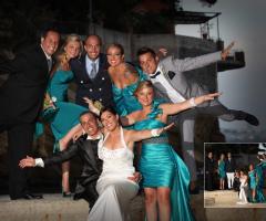 Foto rocordo degli sposi con i testimoni