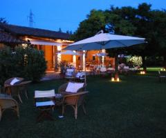 Allestimento del matrimonio di sera