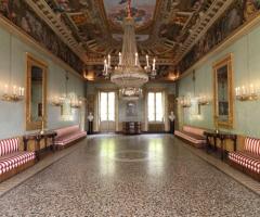 Sala interna Palazzo Moroni