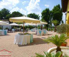 Cascina dal Pozzo - I tavoli per il buffet