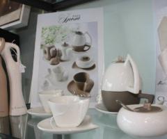 Idee regalo - Tazzine, teiera e sale e pepe