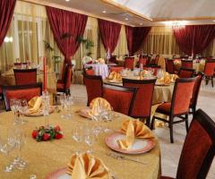 Mise en place elegante per le nozze