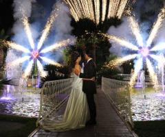 La Pirotecnica Pugliese - Sposi durante lo spettacolo di fuochi d'artificio