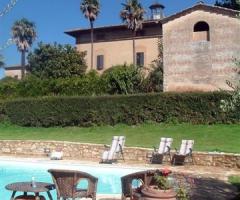 Castel di Pugna - la piscina panoramica per i matrimoni