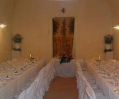 Tavoli bianchi per il matrimonio