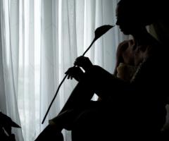 Foto in penombra della sposa