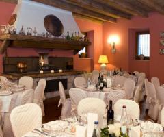 Mise en place bianca per il matrimonio