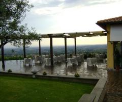 Terrazza esterna dove allestire il matrimonio - Agriturismo la Vite e gli Ulivi