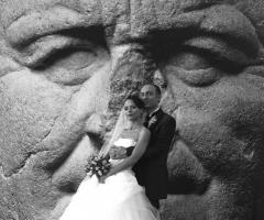 Posa fotografica degli sposi