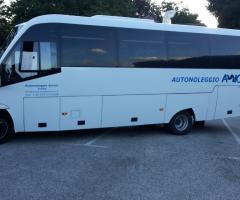 Autonoleggio Amico - Ideale per servizio navetta con piccoli gruppi, autobus 30 posti