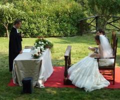 Cerimonia di matrimonio in giardino