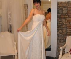 Abito da sposa dai preziosi ricami in pizzo