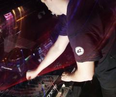 Spettacolo con il dj Lorenzo Cassigoli