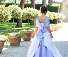 Vestito da sposa con coda lavanda che si trasforma in stola - Modello Bahamas