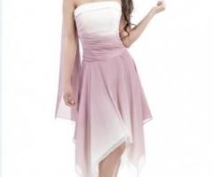 Vestito da sposa corto, color rosa