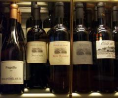 Dettaglio della cantina del luogo delle nozze