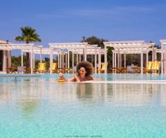 Hotel Casale Milocca - La piscina e il solarium