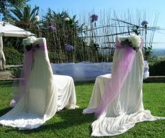 Allestimento matrimonio simbolico in giardino