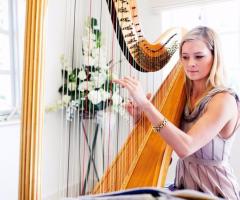 Sara soprano lirico - l'accompagnamento dell'arpa