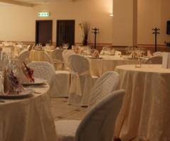 Sala ricevimenti di matrimonio