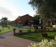 Ricevimento di matrimonio a La Corte di Arenaro - Casale del Fagocchiaro