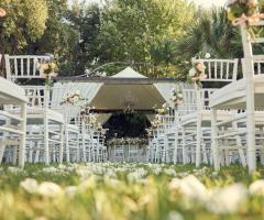 Masseria Montalbano - Allestimento per il rito di nozze all'aperto