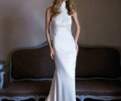 Abito da sposa con ricami e strascico - Modello Annalisa di Alessandra R.