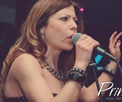 Sueno - La cantante Consuelo Valerio