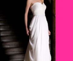 Abito con scollo a cuore