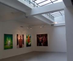 Mostra nella location di matrimonio