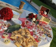 Buffet di dolci per il matrimonio