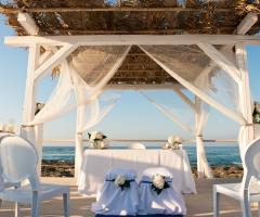 COCO - Beach Club & Eventi di Classe - Allestimento della cerimonia di nozze