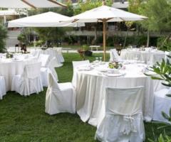 Allestimento del matrimonio all'aperto