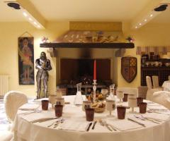 New Antica Rocca Donwivar - La sala ristorante con il camino