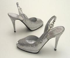 Scarpe e accessori per la sposa a Roma - Modello Oliana