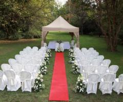 Foto della cerimonia di matrimonio in giardino