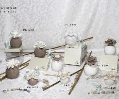 Oro Bianco Bomboniere - Porta essenze  decoro rose, petunie, anemoni, margherite, gigli e fiori di prato