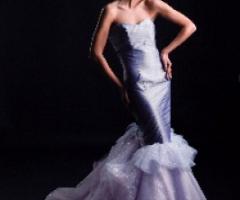 Collezione Unique - Abito modello sirena in shantung e tulle color lilla. Euro 1.700