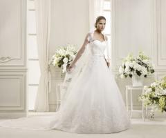 Vestito da sposa con velo ricamato - Linea Nicole