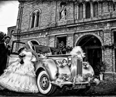 Studio Photo Riflessi - L'auto degli sposi
