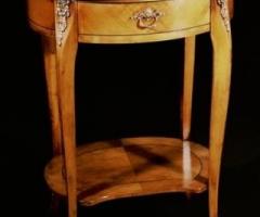 Mobili Intarsiati artistici - Tavolino in stile Modello Ciliegio