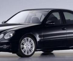 Noleggio auto Mercedes Classe E per gli sposi