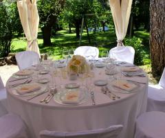 Villa Taticchi - L'allestimento ai tavoli