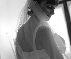 Fotografia della sposa prima della cerimonia nuziale